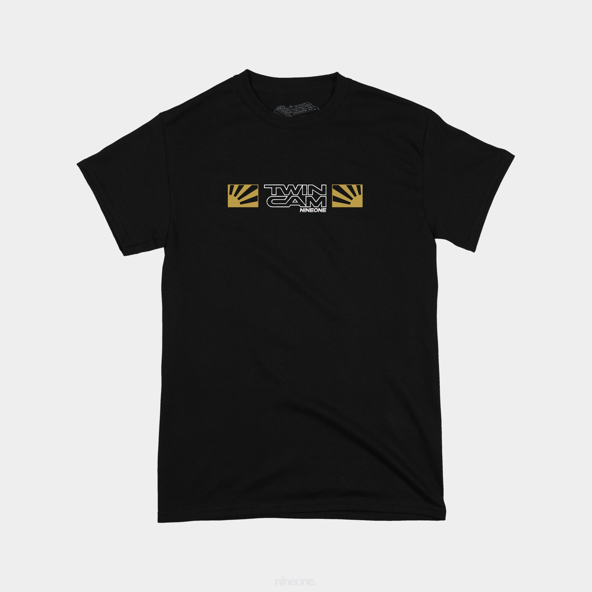 Hachi Heart T-Shirt - nineone. Hachi Heart T-Shirt - nineone.